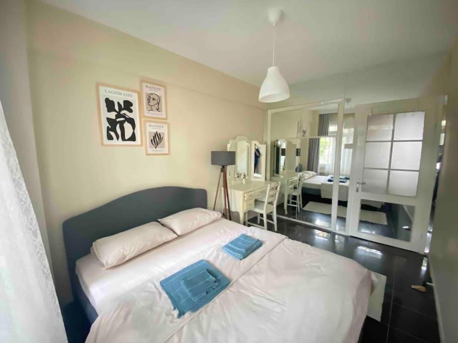 Apartmán Comfy - Spacious Flat On The Kadikoey Seaside Istanbulská provincie Exteriér fotografie