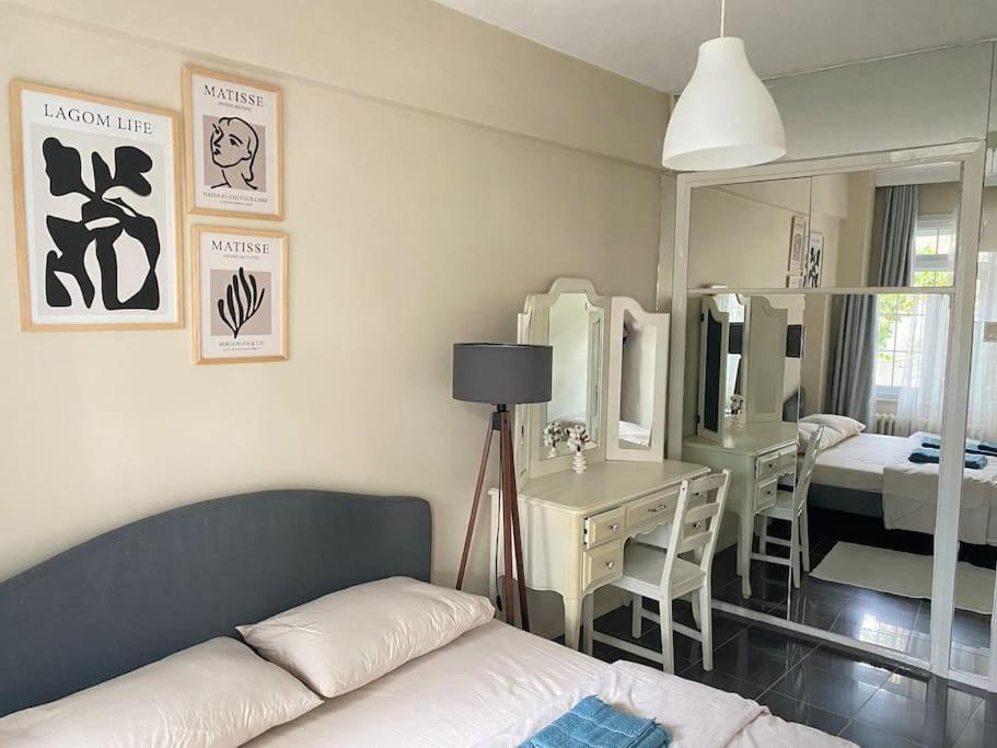 Apartmán Comfy - Spacious Flat On The Kadikoey Seaside Istanbulská provincie Exteriér fotografie